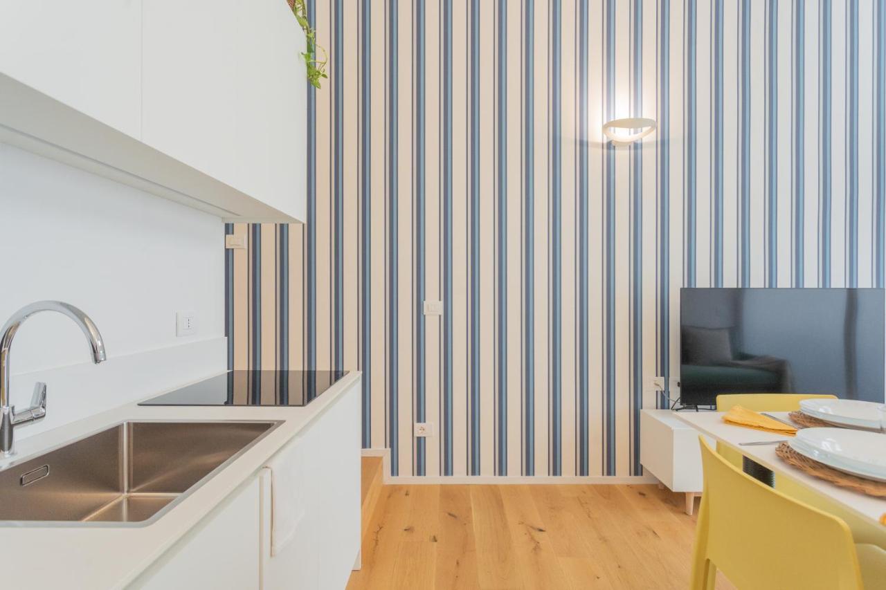 A Step From The Lake Apartment By Rent All Como Zewnętrze zdjęcie