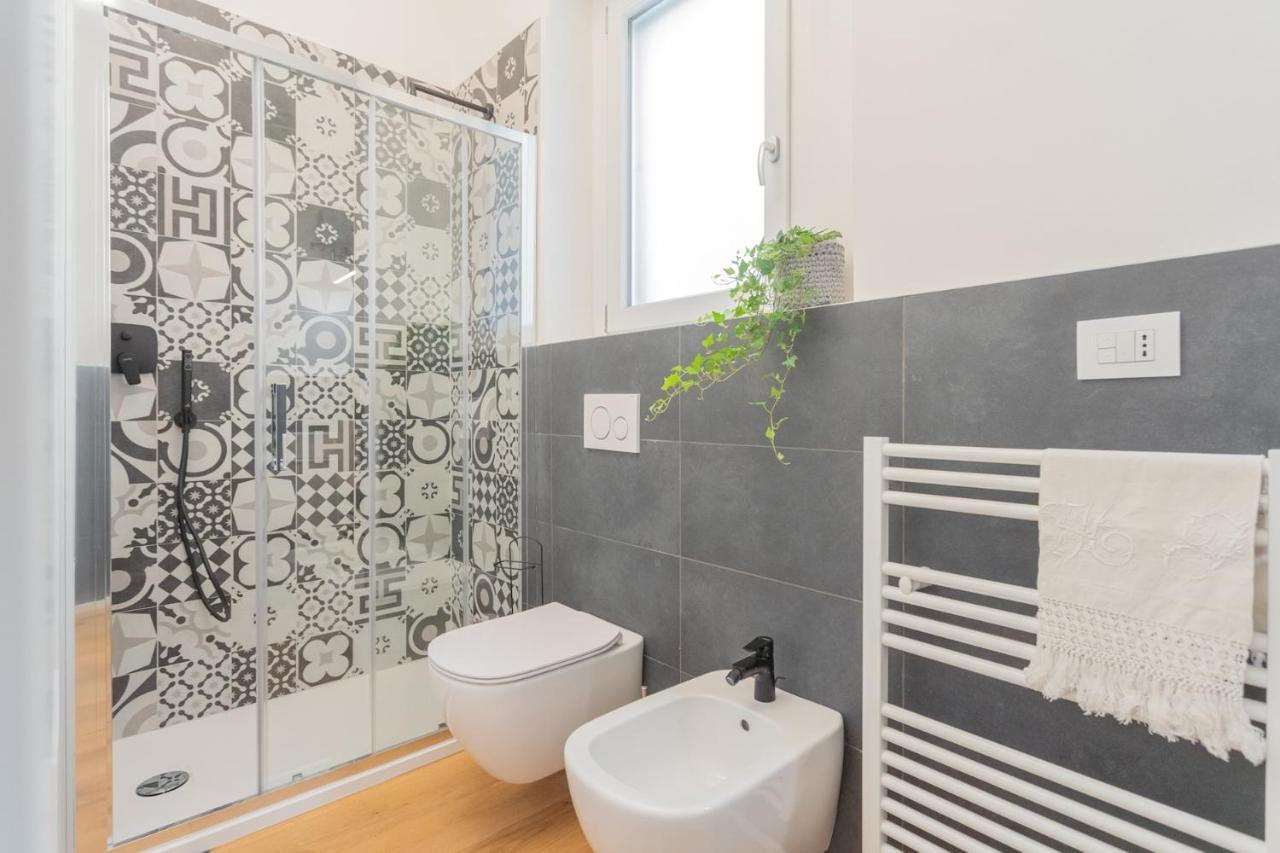 A Step From The Lake Apartment By Rent All Como Zewnętrze zdjęcie